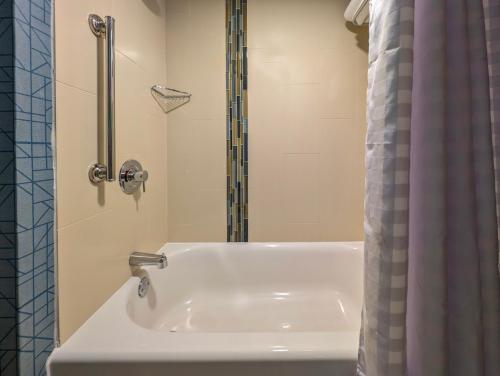 Hyatt Place Oklahoma City Airport - image 44