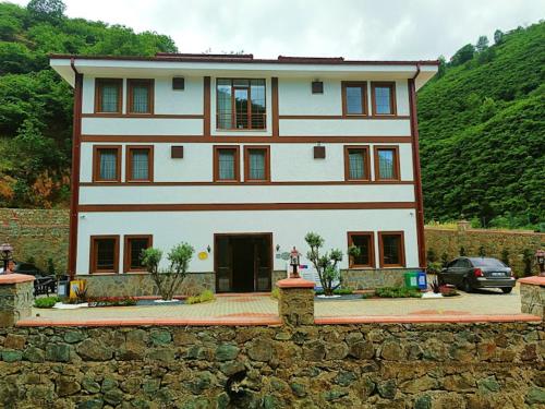 . Çardak Altı Pansiyon