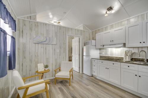 . Cozy Picayune Rental Home ~ 11 Mi to Space Center!