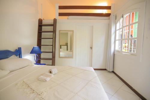 4 twin beds