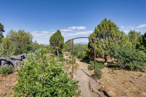 Modern Colorado Retreat Hike, Ski and Golf! in Bayfield, USA
