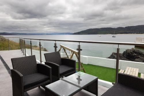 Balkons/terase, Pierside Apartments Deluxe Accommodation in Portsalon