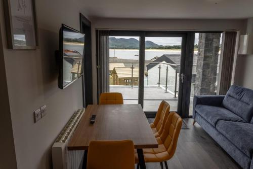 Pierside Apartments Deluxe Accommodation in Portsalon