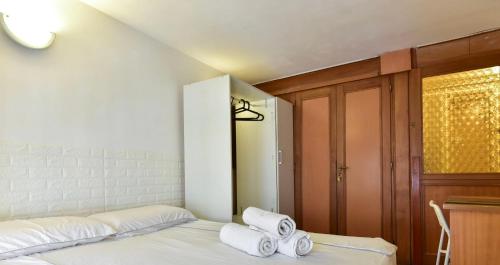 Center Rome Termini Rooms & Apartment Sale, Rzym (zdjęcie 2)