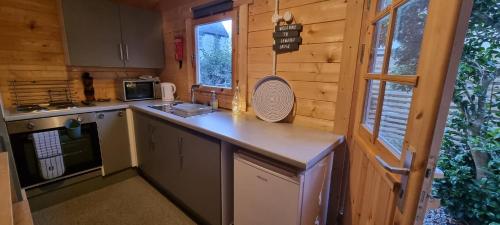 2 bed Lodge near Dunoon on the Shore Front in Innellan