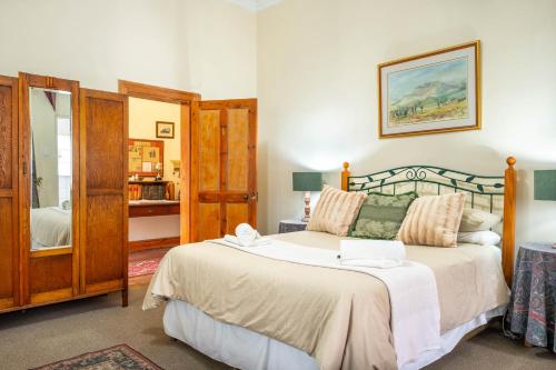 1 queen bed