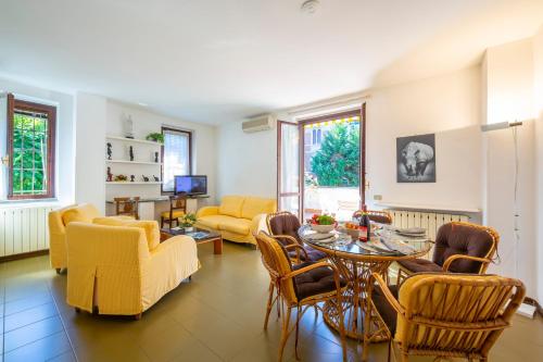  Appartamento Gaya Stresa Center - Happy Rentals in Stresa