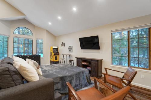 Fox Run Retreat Hot Tub & Fire Pit & BBQ in Colorado Springs, USA