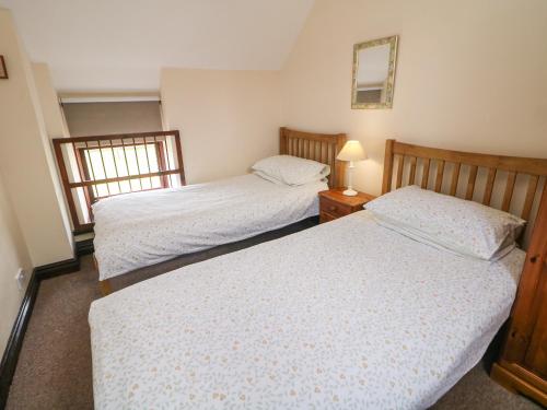 Downsdale Cottage - image 2
