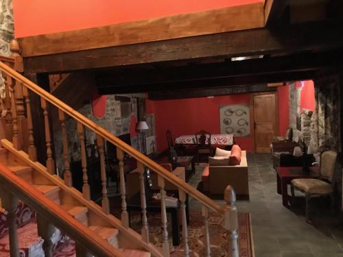 PALACION DE LAS HENESTROSAS in Reinosilla