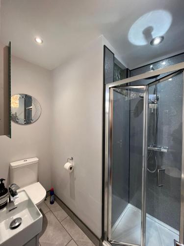 ASCENSION BUNGALOW Beautiful spacious 4 bedrooms & free parking, Bath (fotografie 10)