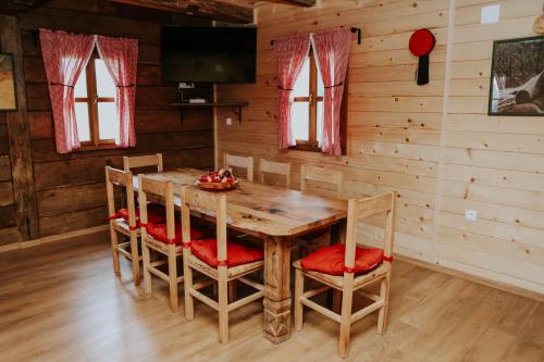 Holiday house Rustic Oak in Klanac
