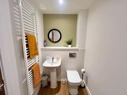 Glasgow Home - 5 Bedrooms 4 Bathrooms - Private Parking, Glasgow (Foto 4)