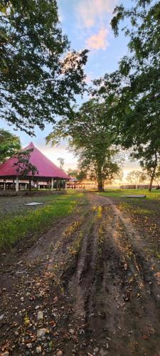 . La Maloka Ecolodge