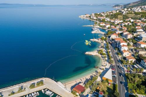 Apartments with a parking space Dugi Rat Omis - 11483 - image 5
