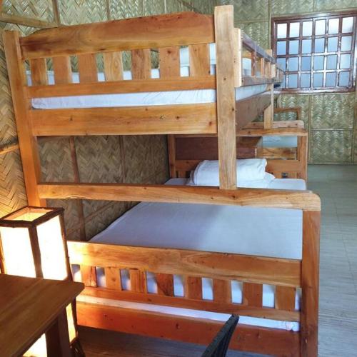 30 persons Beachfront, Aircon rooms and pool access, Nasugbu (fotografie 2)