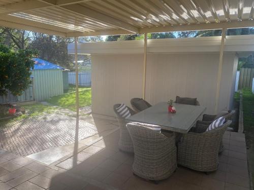 Létesítmények, Cottage BNB near the hill in Modbury