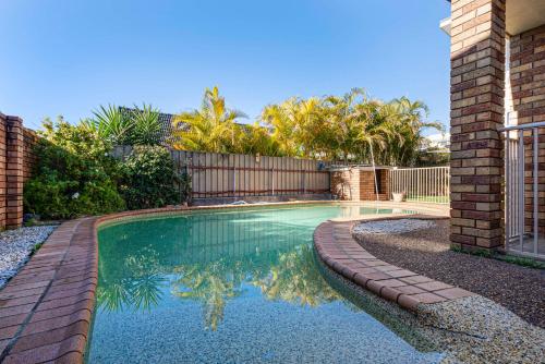Piscina, Spacious Ocean View Home in Noraville in Noraville