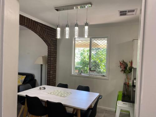 Létesítmények, Cottage BNB near the hill in Modbury