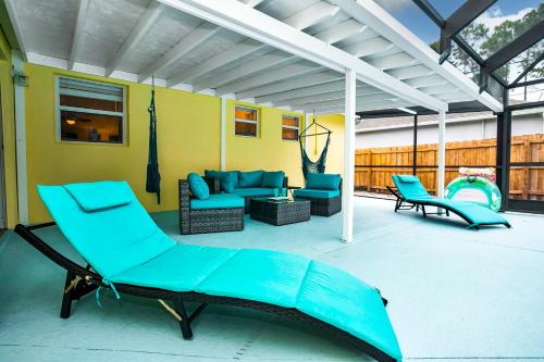 Family friendly paradise Pool Home! in Palm Bay, USA