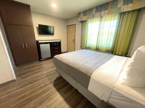 Sequoia Motel