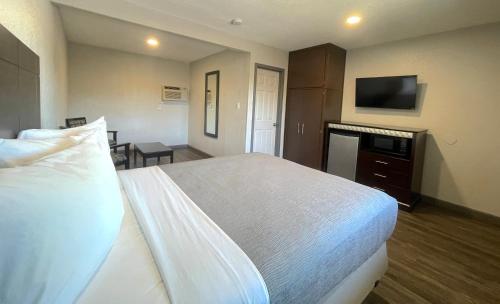 Sequoia Motel