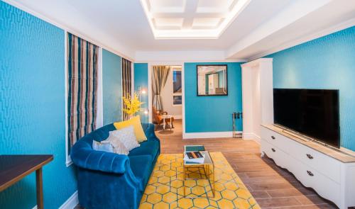 room detail thumbnail 0