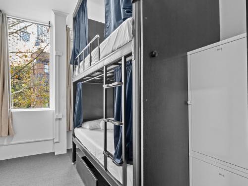 Sydney Pod Hotel - Central Sydney - image 5