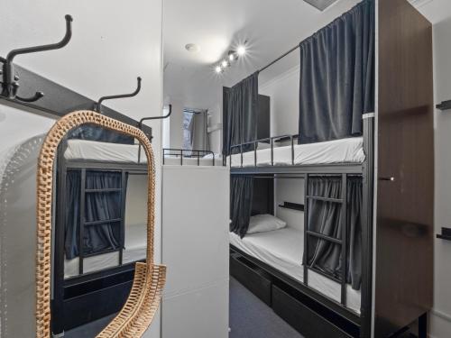 Sydney Pod Hotel - Central Sydney - image 4
