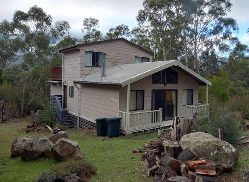 Grampians Trail Cottage, Halls Gap