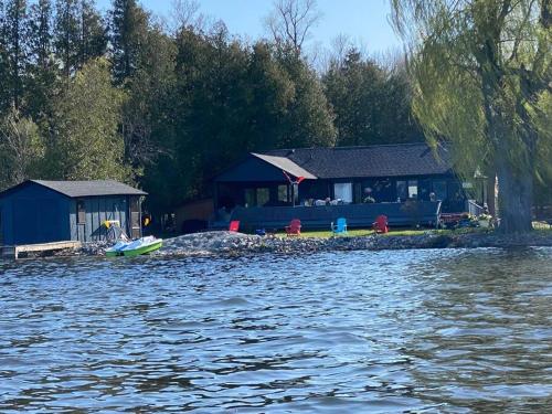 Sunrise net cottage in Kawartha Lakes