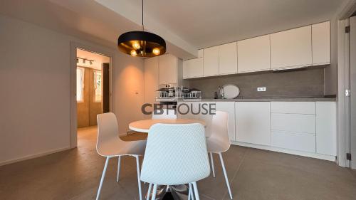 Villa Zafiro 12 pax, pool, sea views, rooftop in Altomira