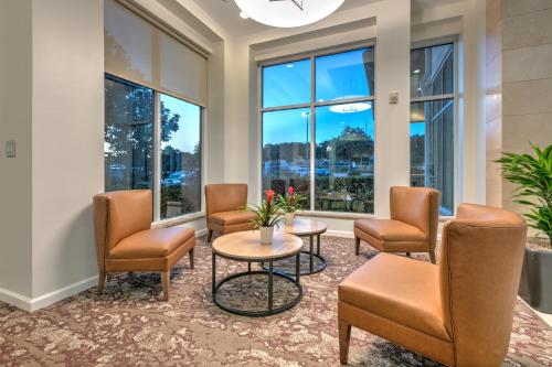 Hilton Garden Inn Dallas Arlington - image 10