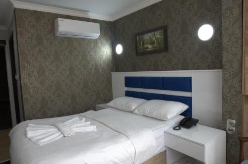 1 twin bed