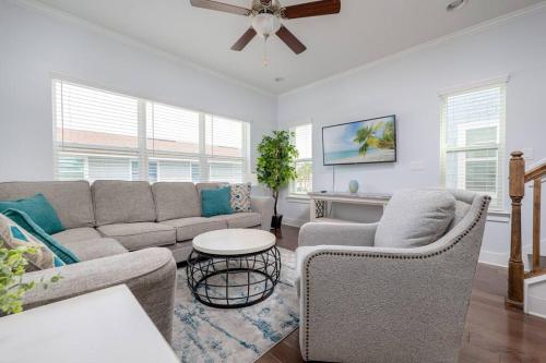Be A Nomad - Coastal Retreat 100 yds to Beach in Jacksonville Beach, USA