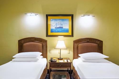 Superior Room image 6