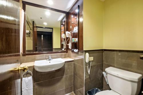 Superior Room image 8