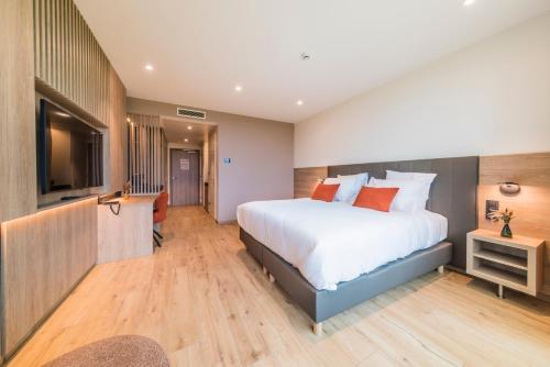 1 queen bed