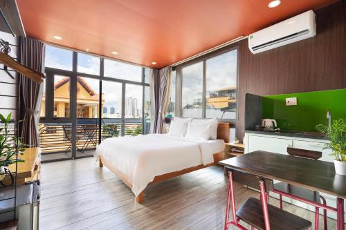 Gemini Saigon CENTER - New & Quiet near Bui Vien Walking Street