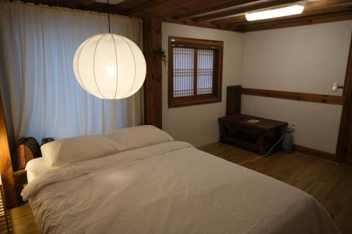 Cozy lovely hanok stay - Фото 1