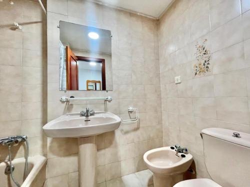 Apartment image 5