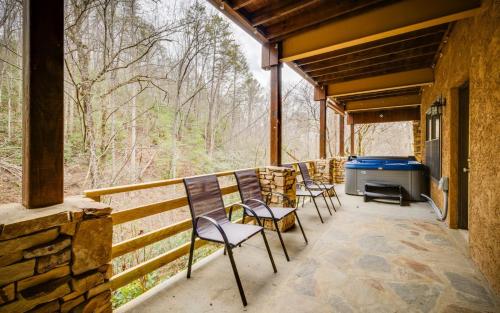 Hillside Hideout in Sevierville, USA