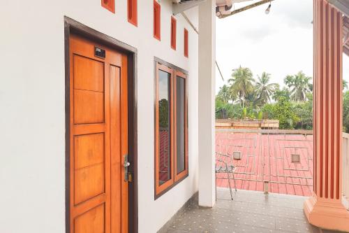 Vue extérieure, RedDoorz Syariah @ Naufal Residence Sarolangun in Sarolangun