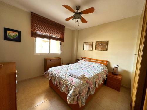 3 bedrooms, 6 beds