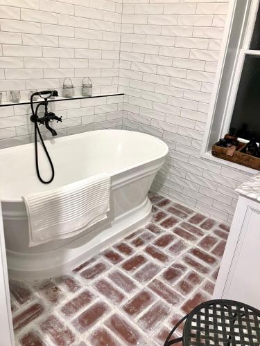 Autumn cosy mid week sale now on !! Book now for Christmas in July at One Wee Cottage