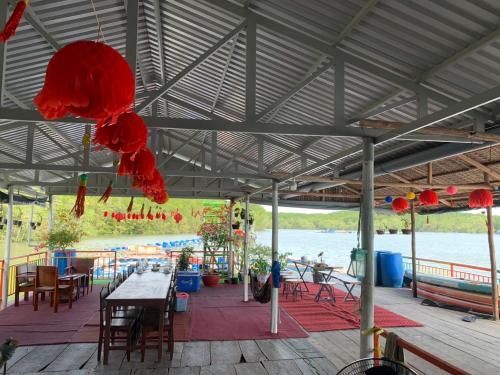 Cần Giờ Floating House (Can Gio Floating House) in Can Gio