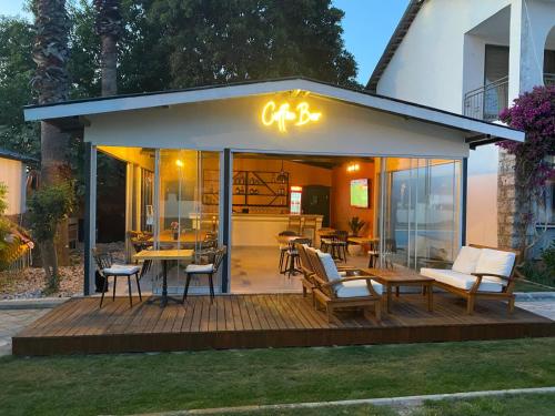 餐廳, BURÇ HOTEL (BURC HOTEL) in 達拉曼