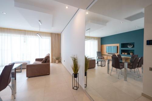 Stunning Seafront Flat in Sliema, Sliema (zdjęcie 4)