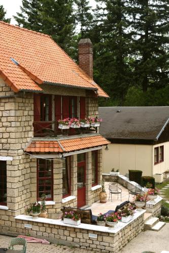 Hotelli välisilme, Hostellerie Du Lys in Chantilly