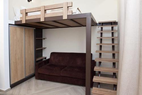 Central Athens Studio Oasis for Urban Explorers - image 13